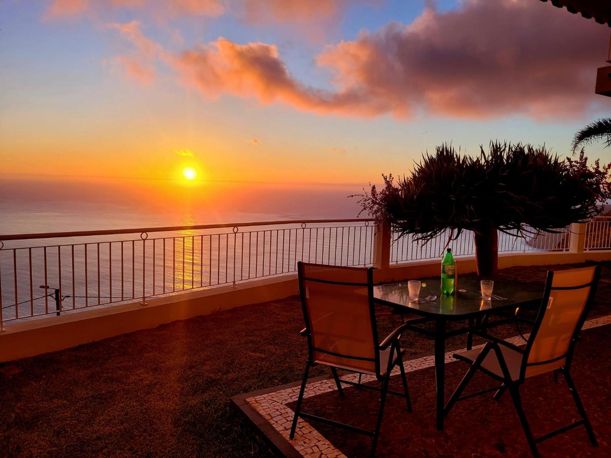 The Best Sea View In Madeira - Casa Farol Fajã da Ovelha Eksteriør bilde